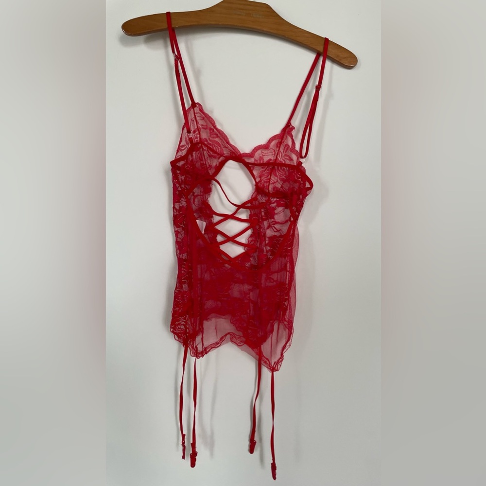 Small Lingerie Set - Picture 8 of 9